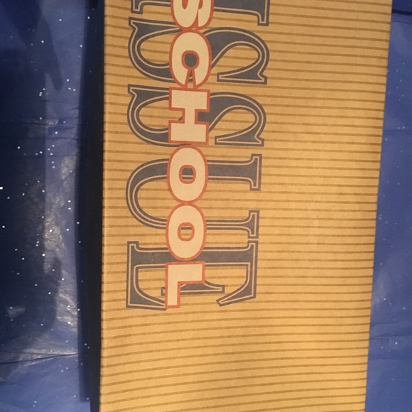 Shoes - Picture 3 of 4